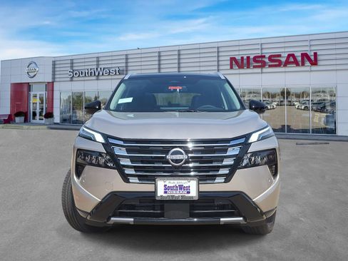 New 2026 Nissan Rogue Platinum AWD/4WD image 10