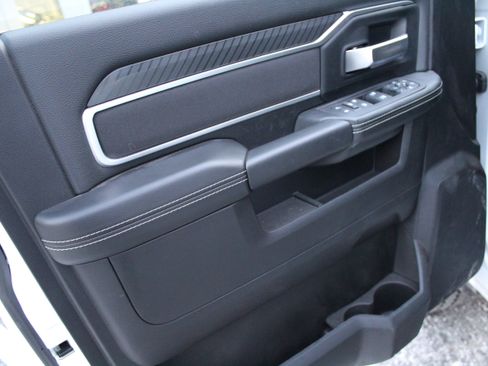 Used 2025 RAM 2500 Big Horn image 7