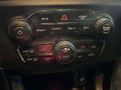 Used 2019 Dodge Charger SRT Hellcat w/ Harman/Kardon Audio Group RWD image 30