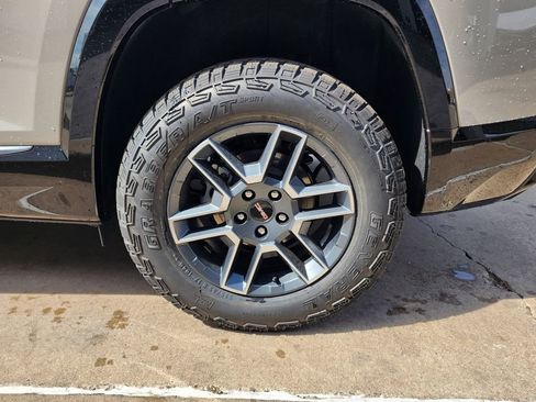 New 2026 GMC Terrain AT4 w/ Convenience Package III AWD/4WD image 55
