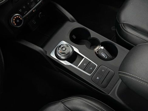 Used 2020 Ford Escape SEL image 26