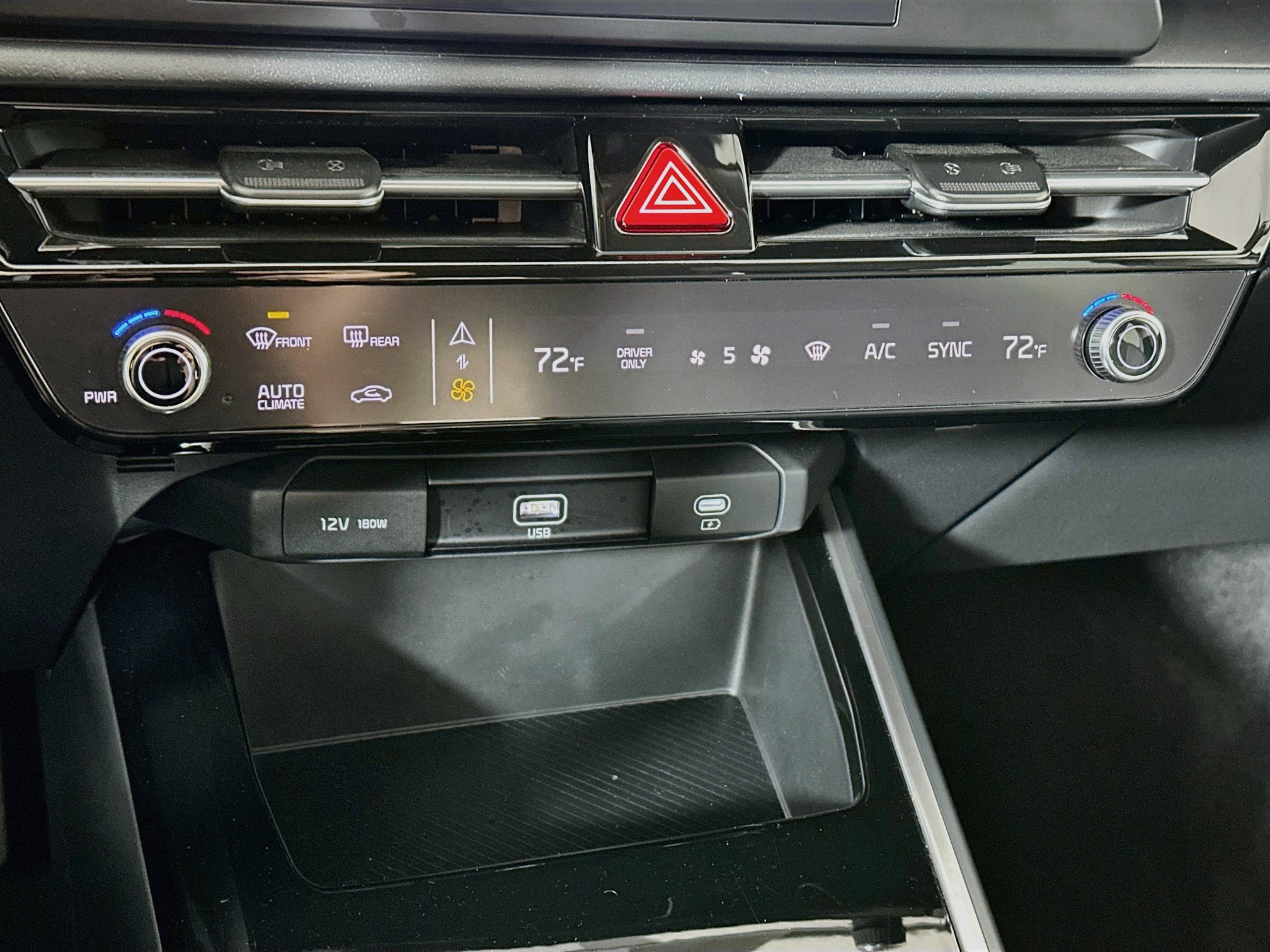 Certified 2026 Kia Niro LX FWD image 15