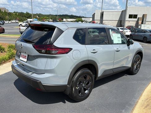 New 2026 Nissan Rogue SV w/ Cold Weather Package FWD image 6