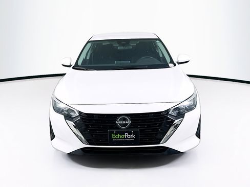Used 2025 Nissan Sentra S FWD image 2