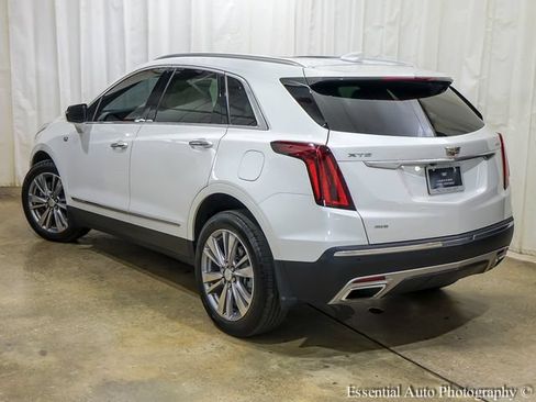 Certified 2024 Cadillac XT5 Premium Luxury w/ LPO, Floor Liner Package AWD/4WD image 9