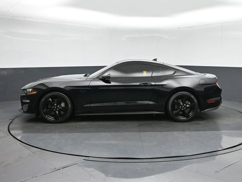 Used 2021 Ford Mustang GT Premium w/ Equipment Group 401A image 4