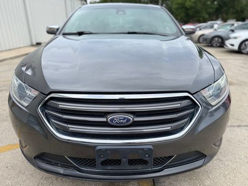 Used 2017 Ford Taurus Limited FWD image 8