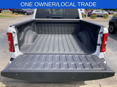 Used 2025 RAM 1500 Laramie w/ Sport Appearance Package AWD/4WD image 11