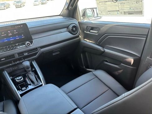 New 2026 Chevrolet Colorado Trail Boss AWD/4WD image 19