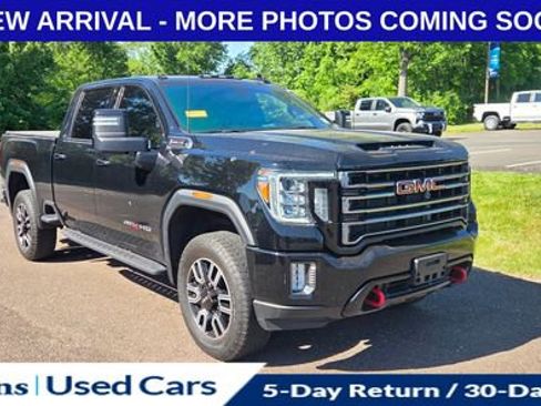 Used 2021 GMC Sierra 2500 AT4 w/ Snow Plow Prep/Camper Package AWD/4WD image 1
