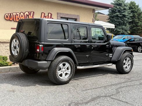 Used 2020 Jeep Wrangler Unlimited Sport S AWD/4WD image 3