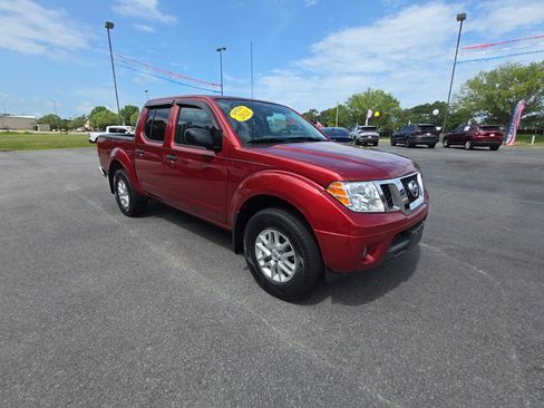 Used 2021 Nissan Frontier SV AWD/4WD image 4