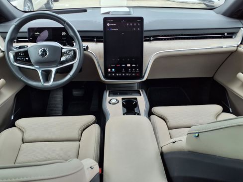 Certified 2025 Volvo EX90 Ultra AWD/4WD image 17