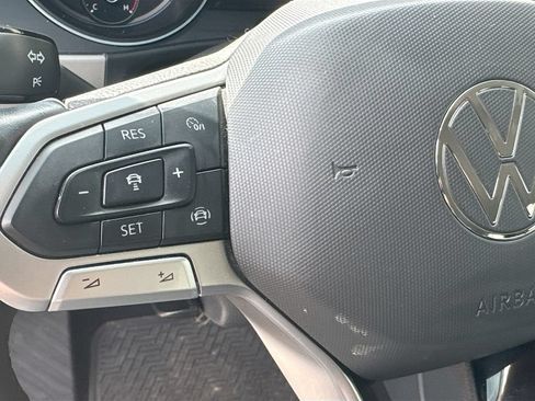 Used 2021 Volkswagen Atlas SE w/ Towing Package AWD/4WD image 12