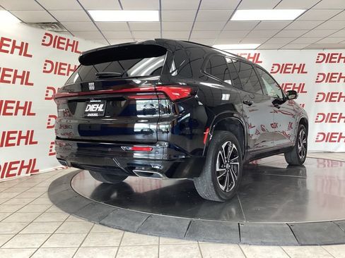 Used 2025 Buick Enclave Sport Touring FWD image 7