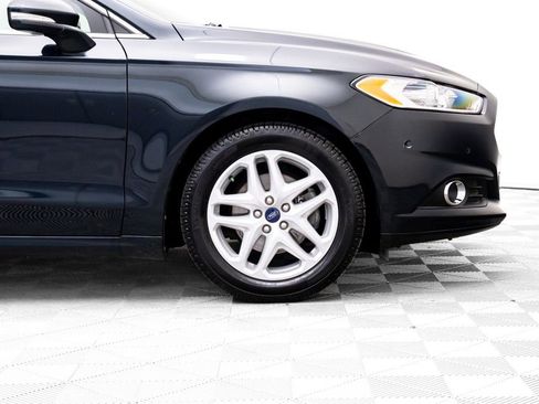 Used 2014 Ford Fusion SE w/ Equipment Group 202A image 34