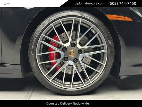 Used 2024 Porsche 911 Carrera S w/ Sport Package RWD image 40