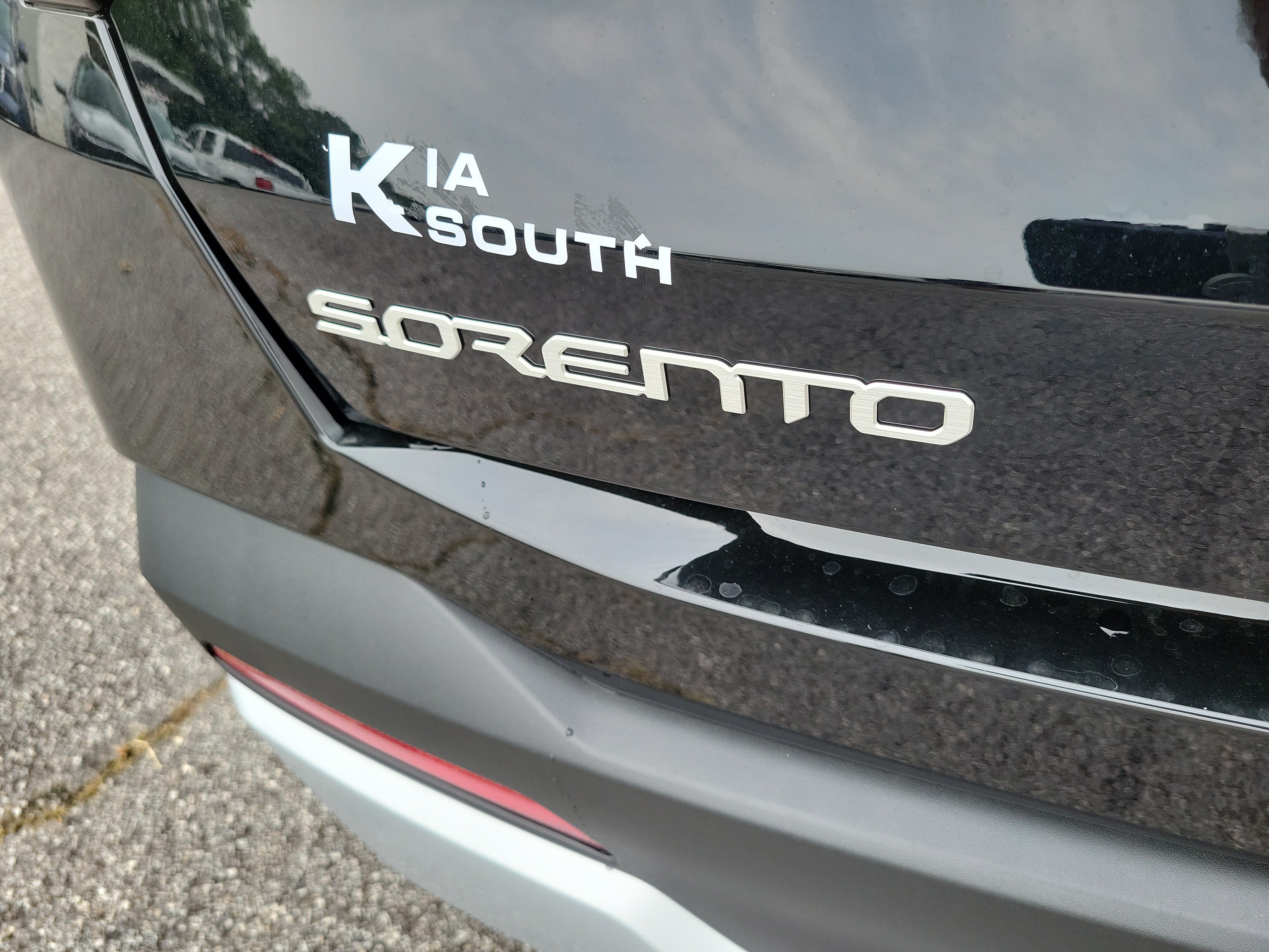 Used 2026 Kia Sorento LX FWD image 8