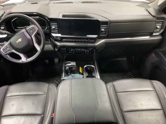 Used 2024 Chevrolet Silverado 1500 LTZ AWD/4WD image 10