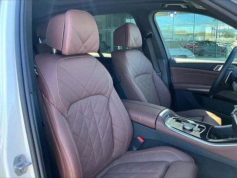 Certified 2026 BMW X5 sDrive40i image 8