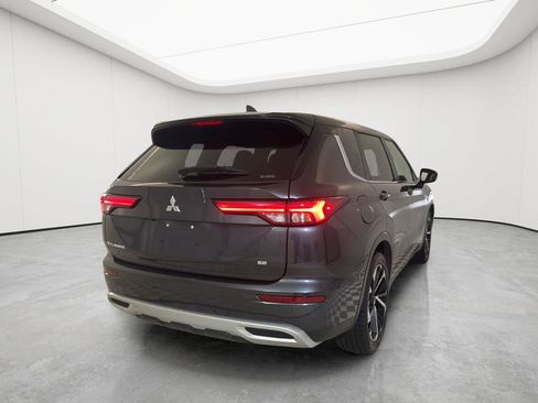 Used 2024 Mitsubishi Outlander SE AWD/4WD image 27