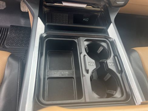 Used 2024 Ford F250 Lariat w/ Lariat Ultimate Package image 18