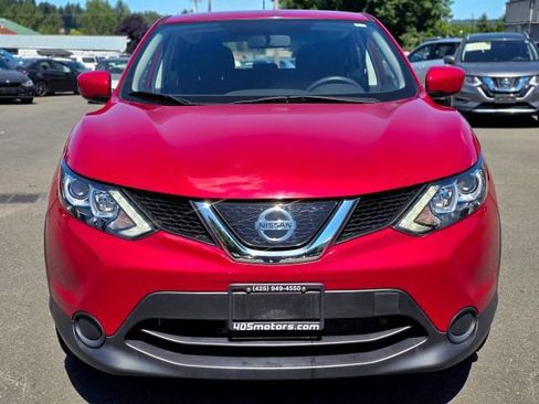 Used 2018 Nissan Rogue Sport S w/ S Appearance Package AWD/4WD image 2
