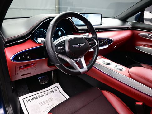 Certified 2023 Genesis GV70 2.5T w/ Sport Prestige Package image 13