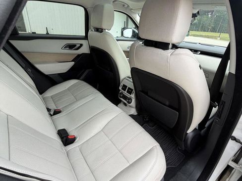 Used 2018 Land Rover Range Rover Velar S image 17