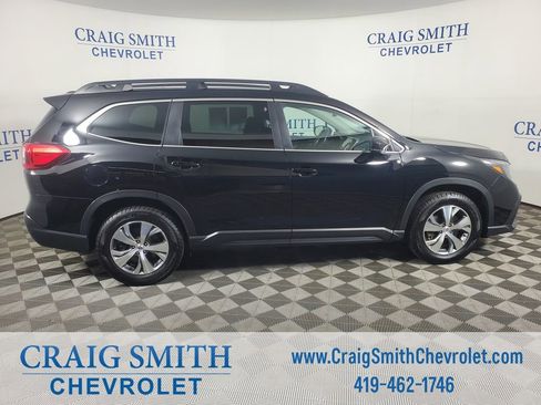 Used 2024 Subaru Ascent Premium w/ Convenience Package AWD/4WD image 6