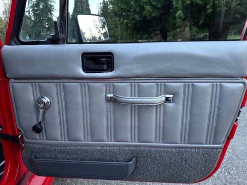 Used 1989 Jeep Wrangler Laredo image 21