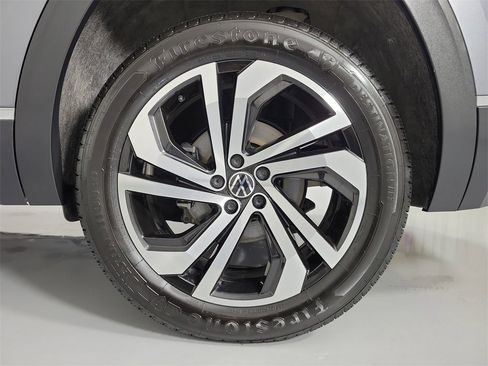 Used 2021 Volkswagen Atlas SEL Premium image 10