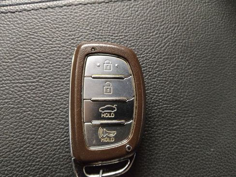 Used 2018 Hyundai Sonata Sport w/ Tech Package 05 FWD image 32