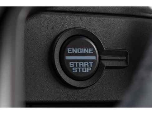 Used 2025 Ford Bronco Big Bend image 29