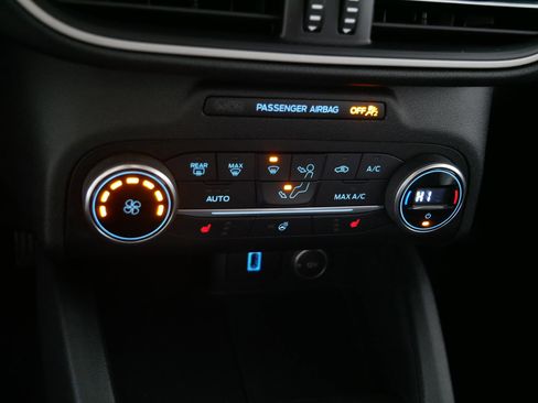 Used 2020 Ford Escape SEL image 23