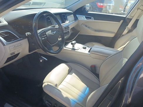 Used 2018 Genesis G80 3.8 w/ Option Group 03 image 2