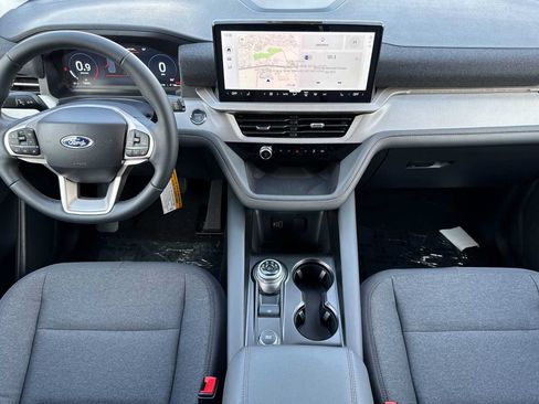 New 2026 Ford Explorer Active AWD/4WD image 10