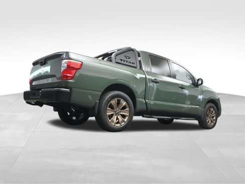 Used 2024 Nissan Titan SV w/ SV Bronze Edition Package RWD image 32
