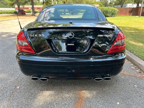 Used 2006 Mercedes-Benz SLK 55 AMG image 27