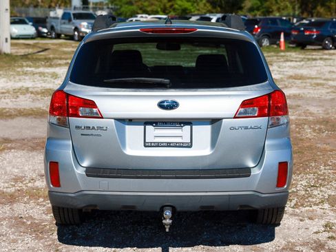 Used 2013 Subaru Outback 2.5i Limited w/ Moonroof Pkg image 9