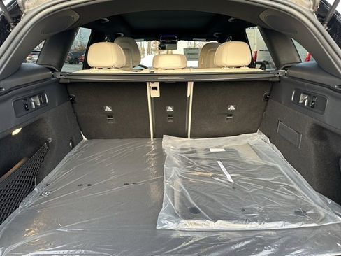 New 2026 Mercedes-Benz GLC 300 4MATIC image 10