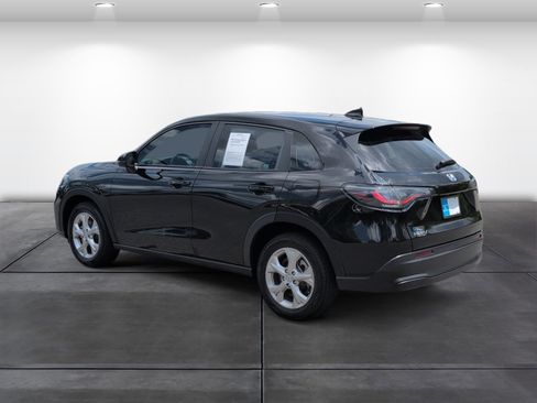 Certified 2024 Honda HR-V LX image 3