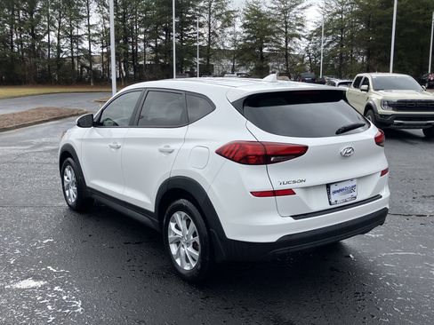 Used 2020 Hyundai Tucson SE w/ Cargo Package image 8