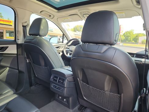 Used 2019 Audi Q7 2.0T Premium w/ Convenience Package AWD/4WD image 31