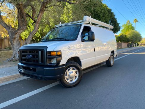 Used 2010 Ford E-250 and Econoline 250 E-250 138 WB image 40