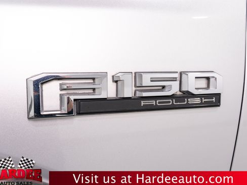 Used 2018 Ford F150 Lariat w/ Equipment Group 502A Luxury AWD/4WD image 9
