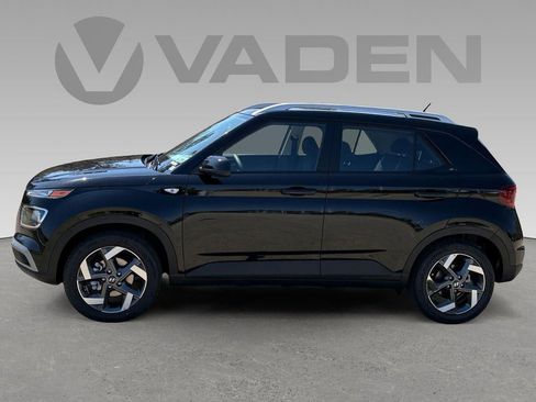 New 2026 Hyundai Venue SEL FWD image 33