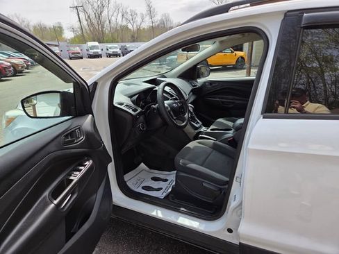 Used 2014 Ford Escape S w/ Equipment Group 101B FWD image 11