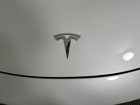 Used 2022 Tesla Model 3 Long Range image 9