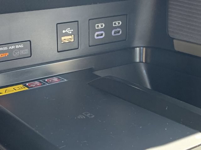 Used 2026 Toyota Camry SE w/ Multimedia Upgrade Package FWD image 29